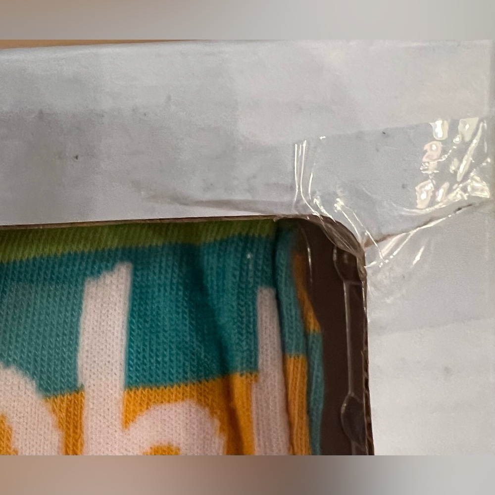 Dr. Seuss - “Oh the Places You’ll Go” Gift set! Just add cellophane wrap! - Picture 11 of 15